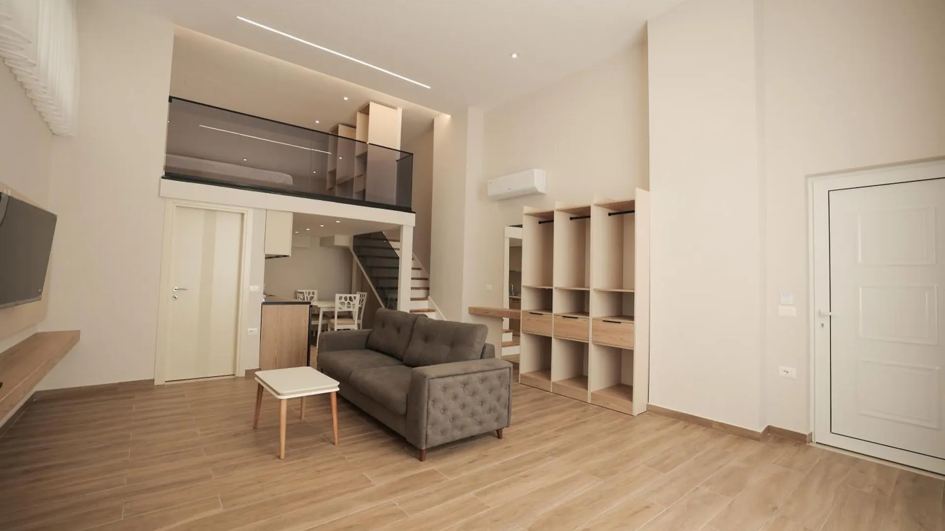 Duplex City Δυρράχιο 0*,
