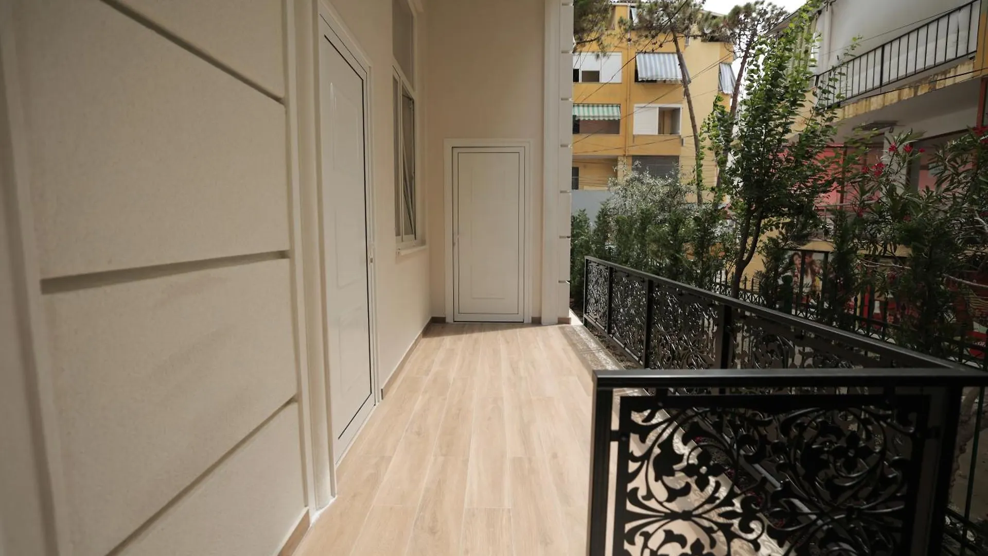 Duplex City Δυρράχιο